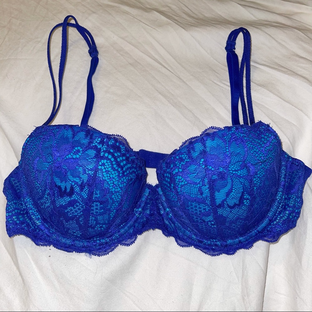 PINK Victoria's Secret Date Push-Up Bra 34B NWOT Multicolored Blue Lace